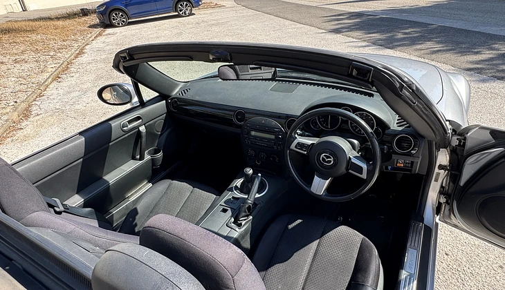 location-MAZDA-Toulon-roadstr