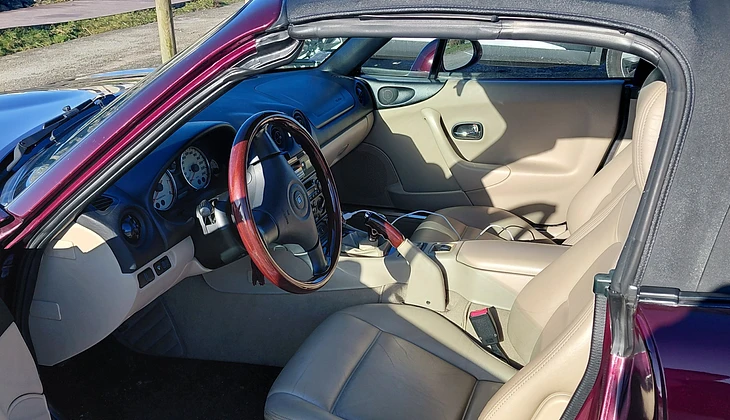 location-MAZDA-Lorient-roadstr