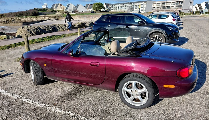 location-MAZDA-Lorient-roadstr