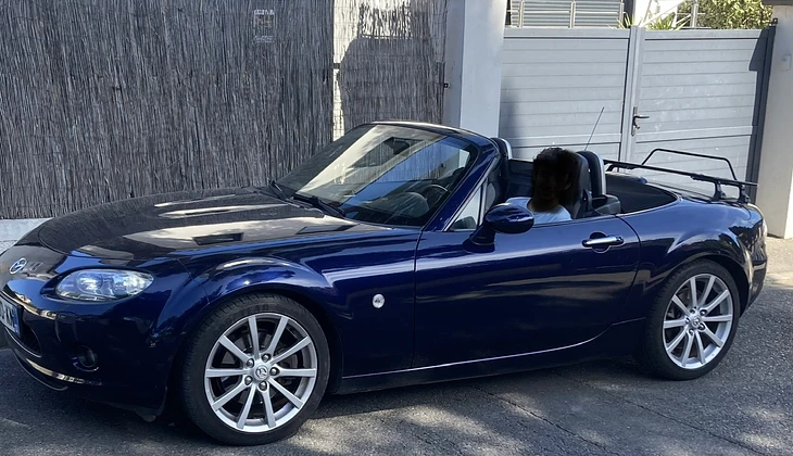 location-MAZDA-Sausset-les-Pins-roadstr