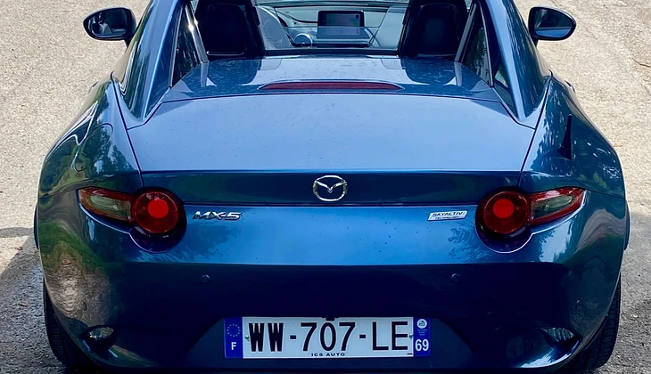 location-MAZDA-Aix-les-Bains-roadstr