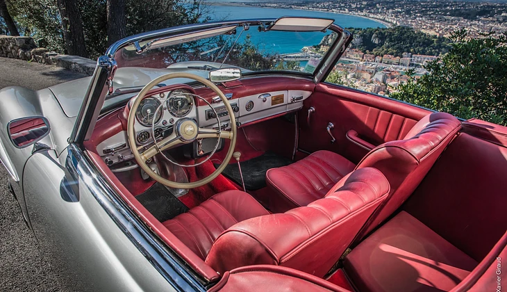 location-MERCEDES-BENZ-Nice-roadstr