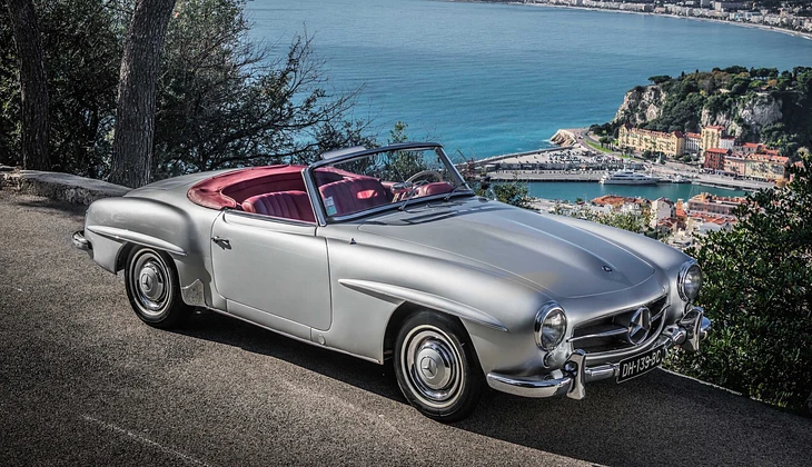 location-MERCEDES-BENZ-Nice-roadstr