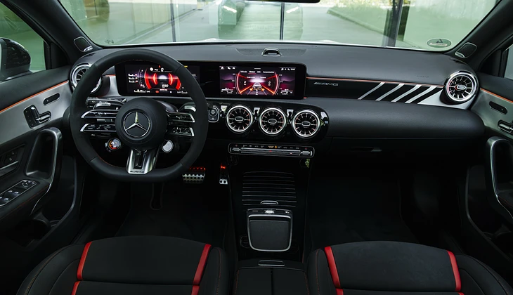location-MERCEDES-BENZ-Lille-roadstr
