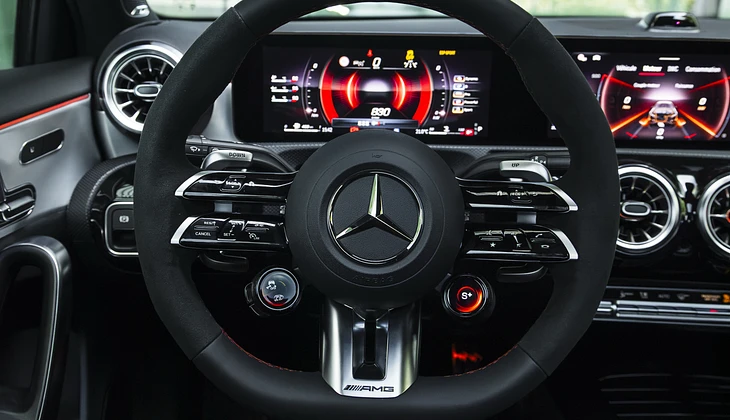 location-MERCEDES-BENZ-Lille-roadstr