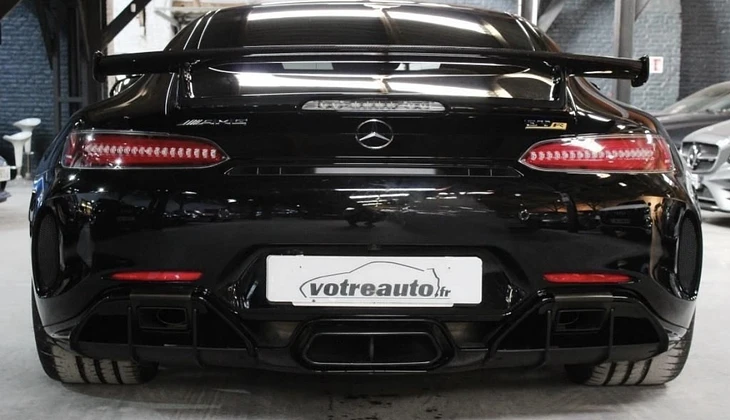 location-MERCEDES-BENZ-Lyon-roadstr