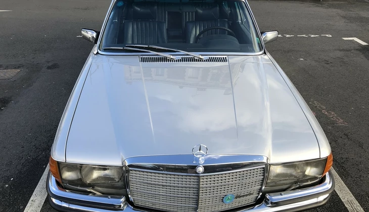 location-MERCEDES-BENZ-Cachan-roadstr