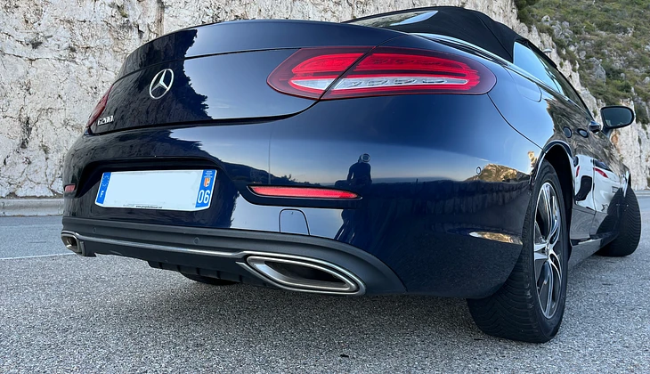 location-MERCEDES-BENZ-Vernon-roadstr