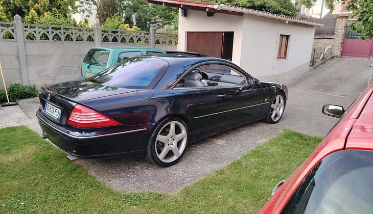 location-MERCEDES-BENZ-Vitry-sur-Seine-roadstr