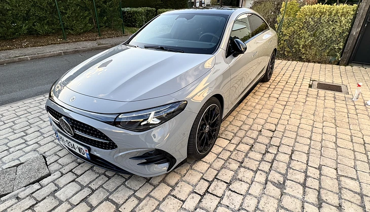 location-MERCEDES-BENZ-Alfortville-roadstr