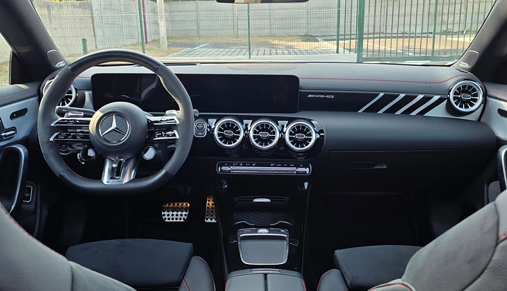 location-MERCEDES-BENZ-Noyelles-sous-Lens-roadstr