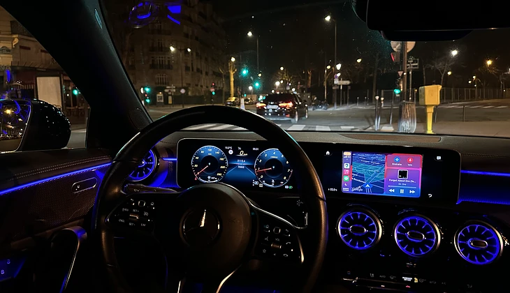 location-MERCEDES-BENZ-Paris-roadstr