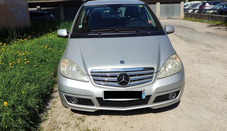 location-MERCEDES-BENZ-Ville-la-Grand-roadstr