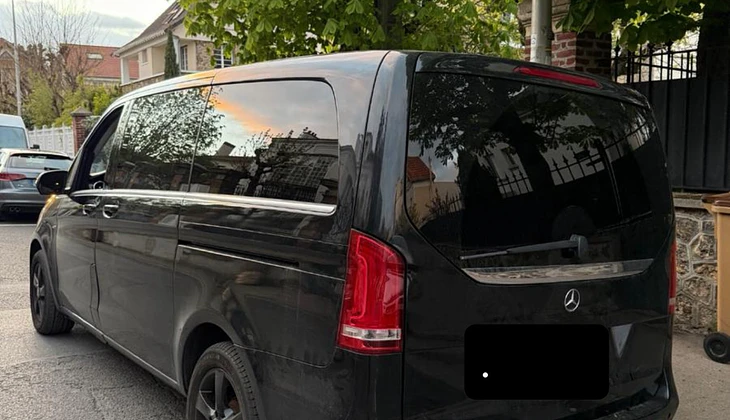location-MERCEDES-BENZ-Colombes-roadstr