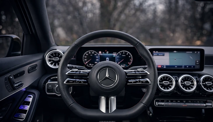 location-MERCEDES-BENZ-Paris-roadstr