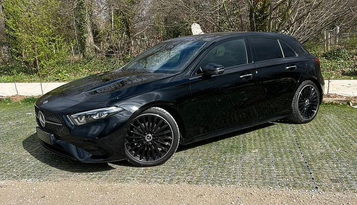 location-MERCEDES-BENZ-Paris-roadstr