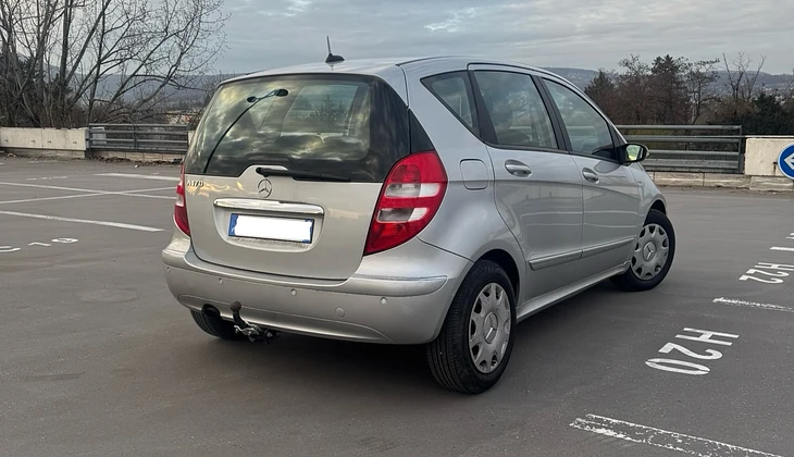 location-MERCEDES-BENZ-Annecy-roadstr