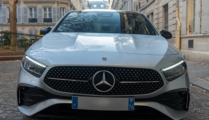 location-MERCEDES-BENZ-Cergy-roadstr