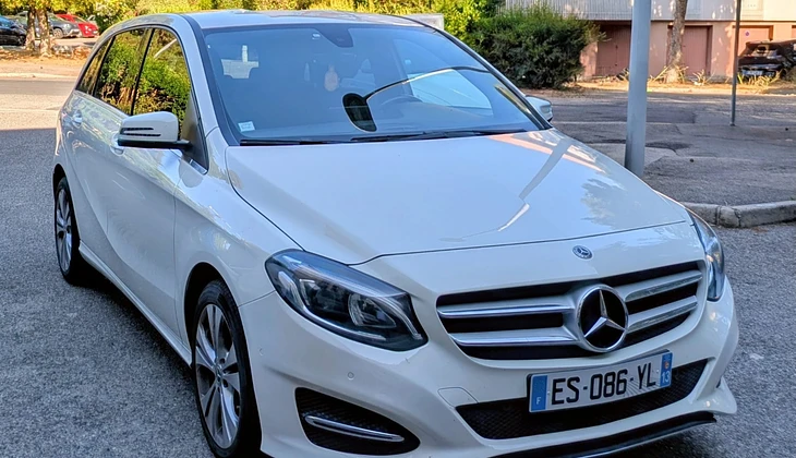 location-MERCEDES-BENZ-Aix-en-Provence-roadstr