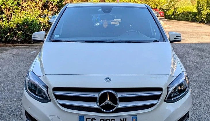 location-MERCEDES-BENZ-Aix-en-Provence-roadstr