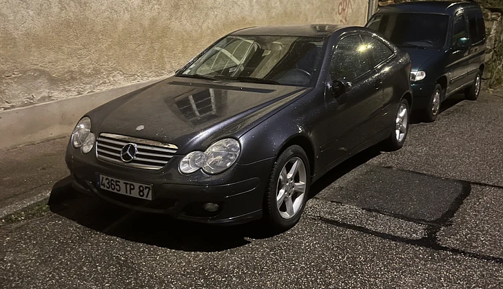location-MERCEDES-BENZ-Limoges-roadstr