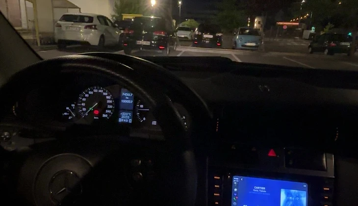 location-MERCEDES-BENZ-Limoges-roadstr
