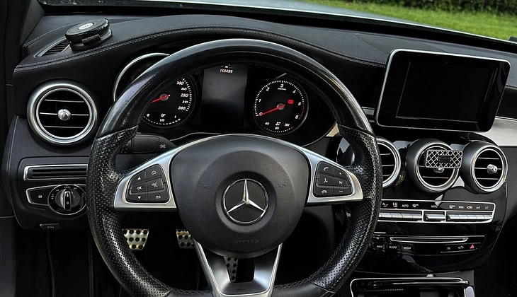 location-MERCEDES-BENZ-Montlhéry-roadstr