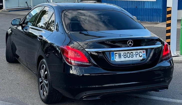 location-MERCEDES-BENZ-Paris-roadstr