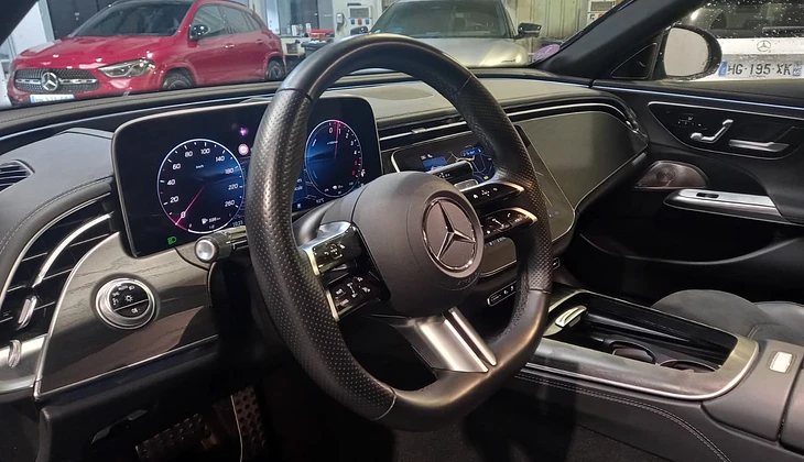 location-MERCEDES-BENZ-Brains-roadstr