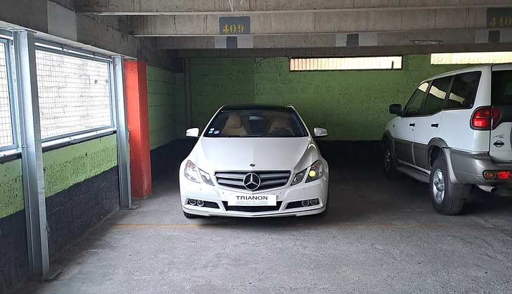 location-MERCEDES-BENZ-Vichy-roadstr