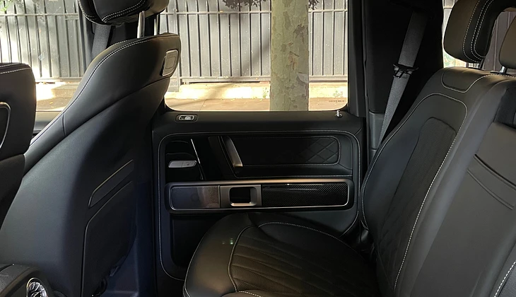 location-MERCEDES-BENZ-Paris-roadstr