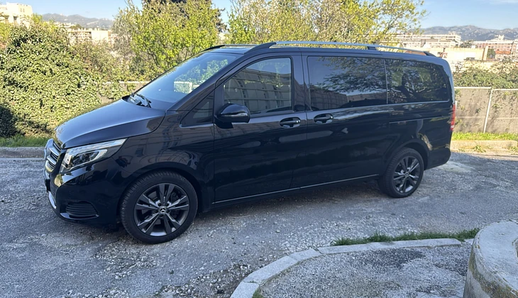 location-MERCEDES-BENZ-Marseille-roadstr