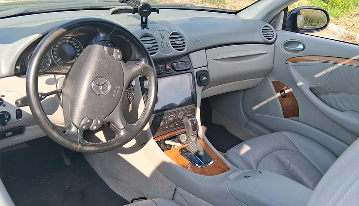 location-MERCEDES-BENZ-Jouy-le-Moutier-roadstr