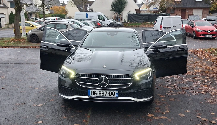 location-MERCEDES-BENZ-Bobigny-roadstr
