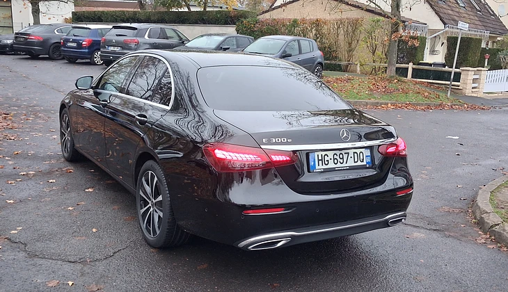 location-MERCEDES-BENZ-Bobigny-roadstr