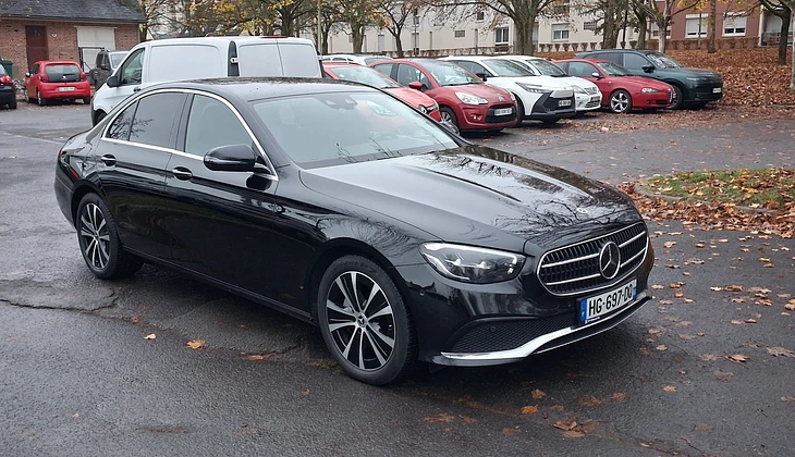 location-MERCEDES-BENZ-Bobigny-roadstr