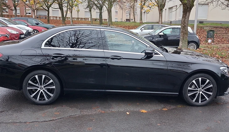 location-MERCEDES-BENZ-Bobigny-roadstr