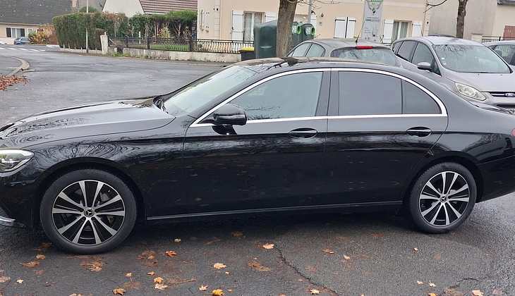 location-MERCEDES-BENZ-Bobigny-roadstr