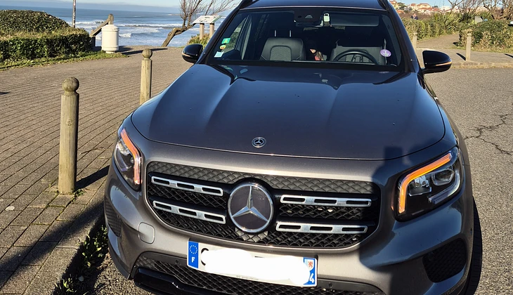 location-MERCEDES-BENZ-Anglet-roadstr