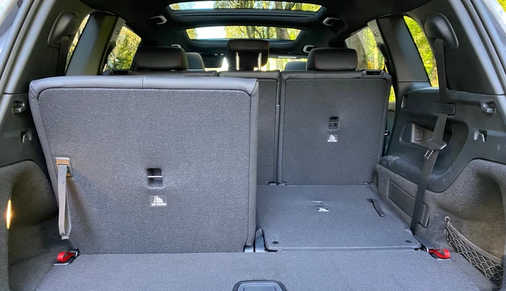 location-MERCEDES-BENZ-Rosny-sur-Seine-roadstr