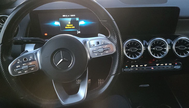 location-MERCEDES-BENZ-Thonon-les-Bains-roadstr