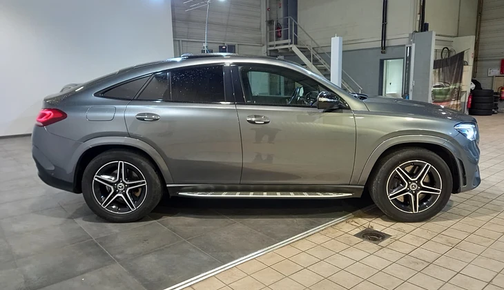 location-MERCEDES-BENZ-Brains-roadstr