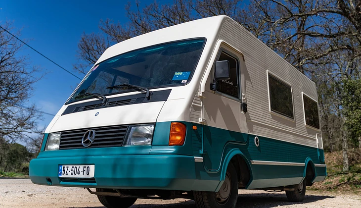 location-MERCEDES-BENZ-Montpellier-roadstr
