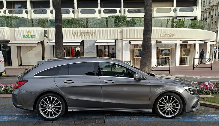 location-MERCEDES-BENZ-Vence-roadstr
