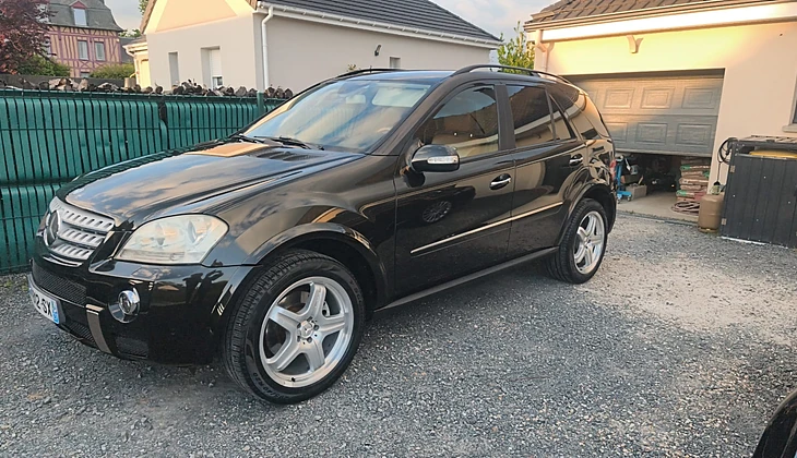 location-MERCEDES-BENZ-Rougemontiers-roadstr