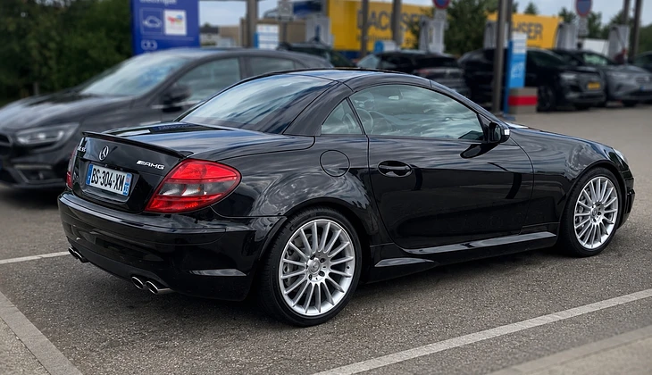 location-MERCEDES-BENZ-Velaux-roadstr