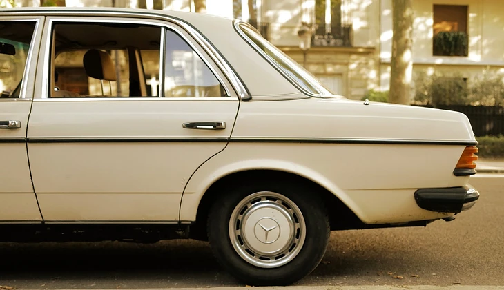 location-MERCEDES-BENZ-Paris-roadstr