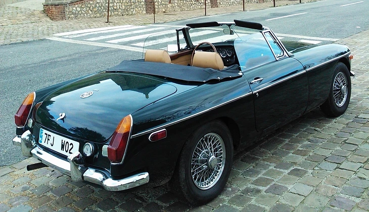 location-MG-Lyon-roadstr