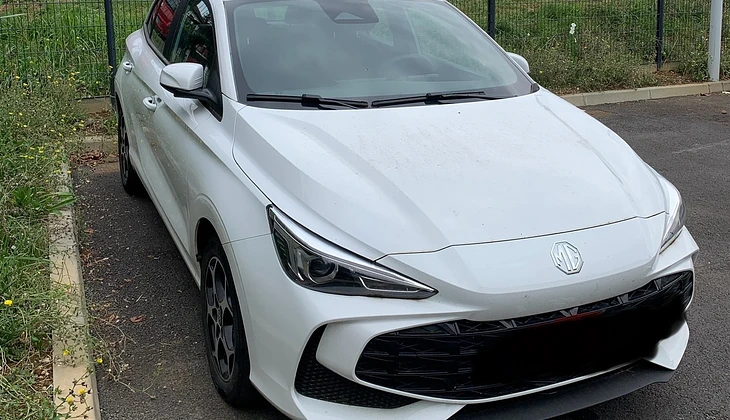 location-MG-Saint-Jean-de-Luz-roadstr