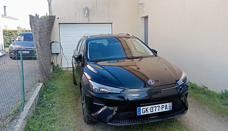 location-MG-Bruguières-roadstr